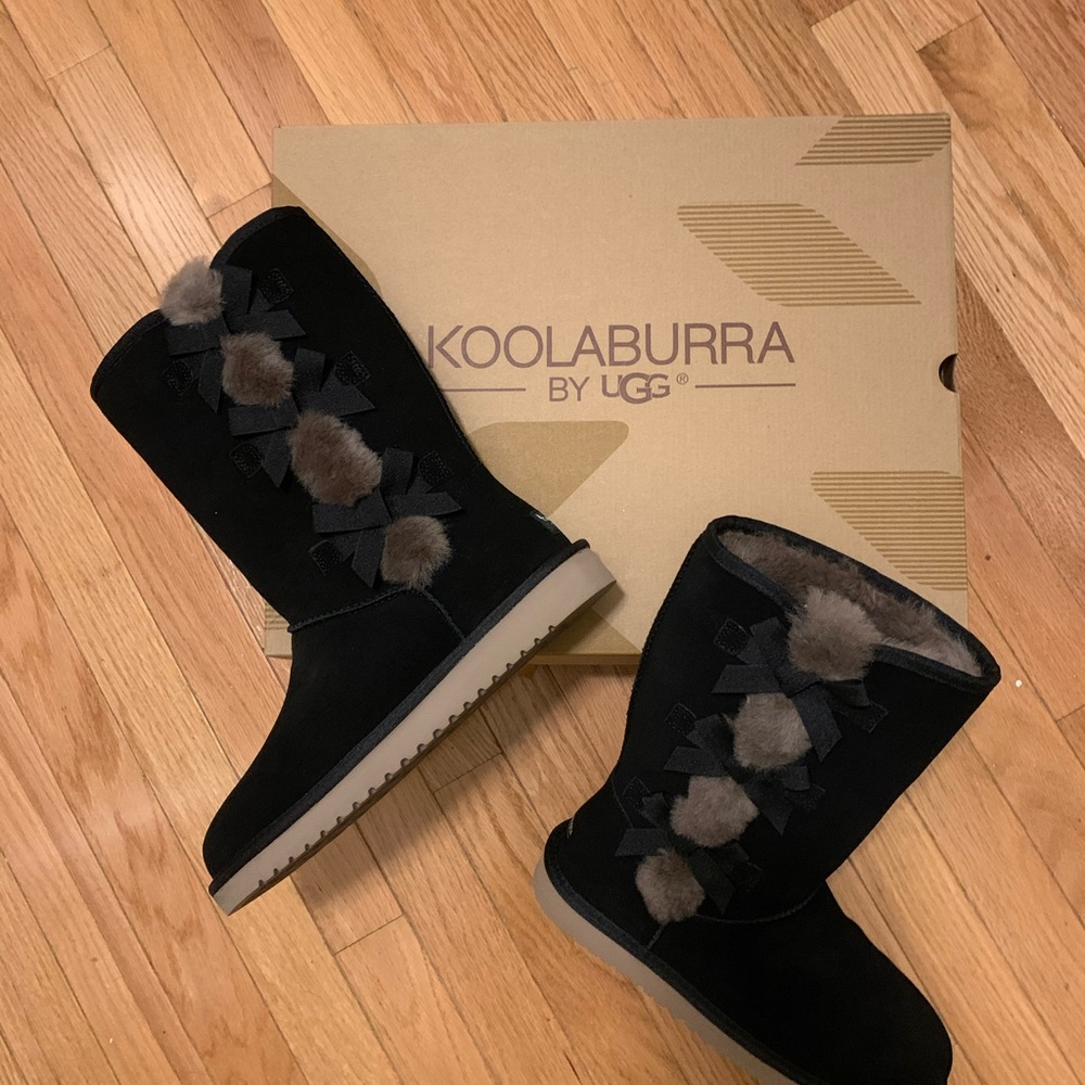 UGGs brand new size 9